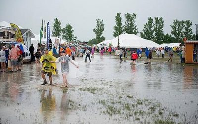 MARQUEE FLOORING: HOW TO WEATHER BAD WEATHER WITHOUT GETTING SWAMPED