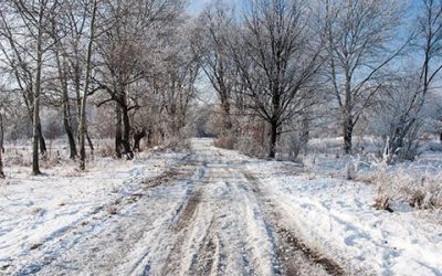 Five Reasons To Use Track Mats In Your Winter Projects