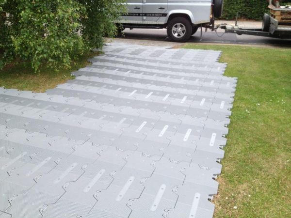 Supa-Trac Lite Pedestrian Flooring - Grey 966mm x 275mm x 27mm - Image 5